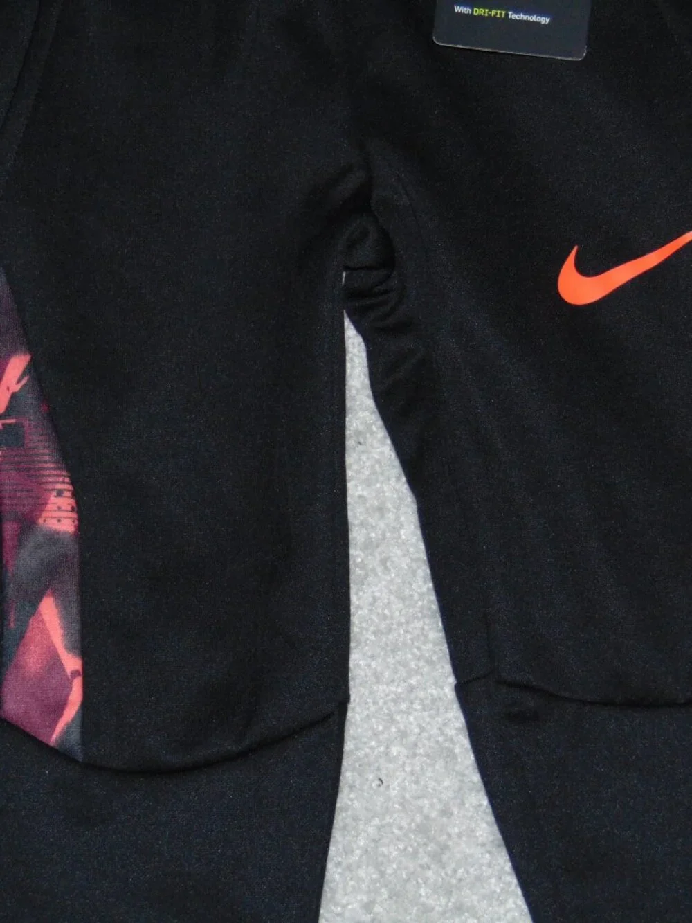 New Nike Sportwear Boys Dri Fit Therma Athletic Sweatpants Size 4 Black
